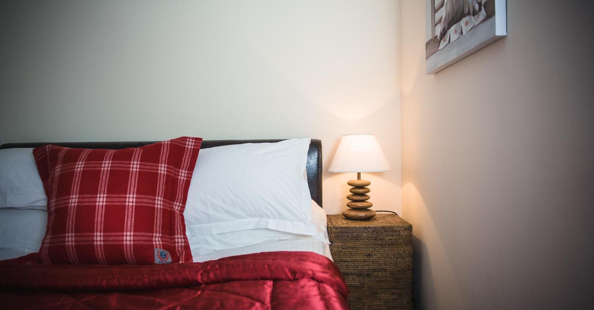 Romneys Apartments & Suites Kendal Quarto foto