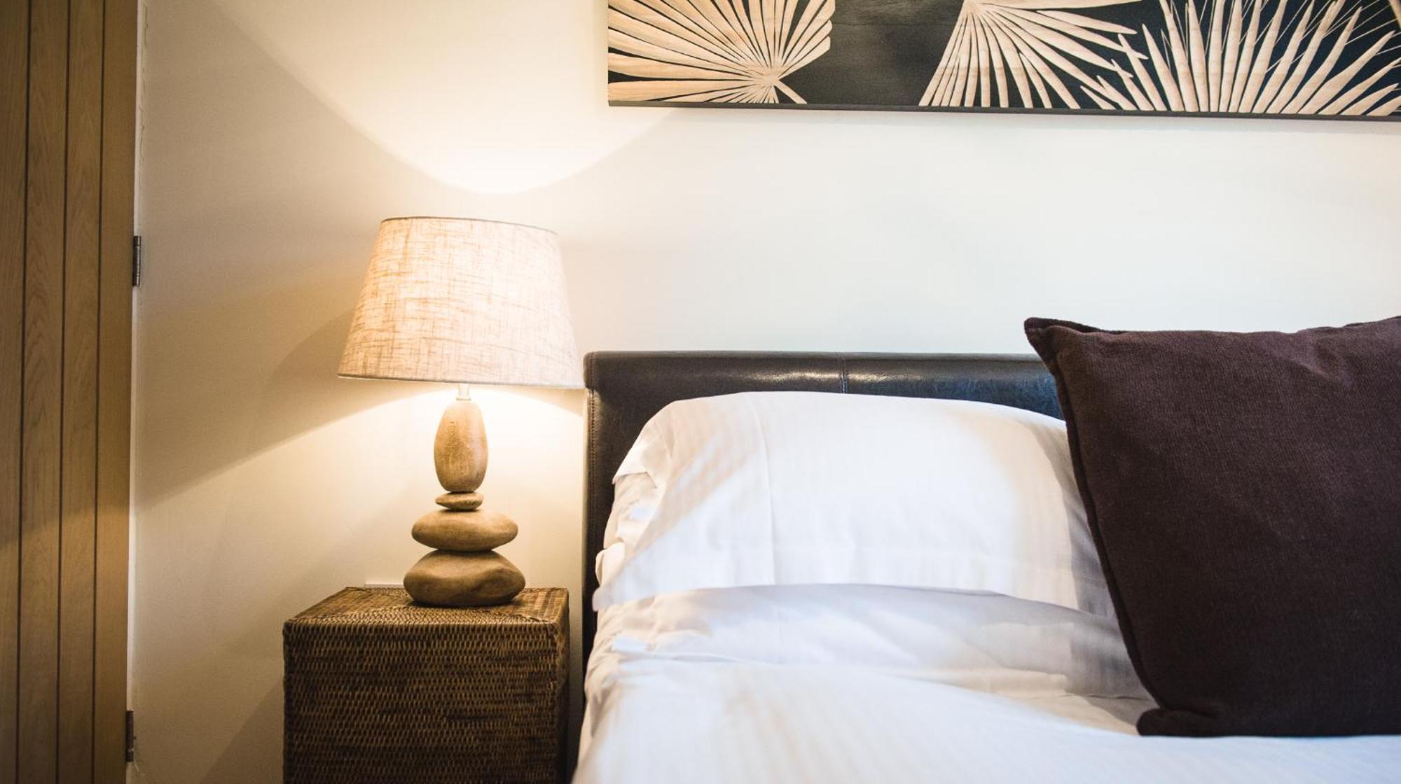 Romneys Apartments & Suites Kendal Quarto foto